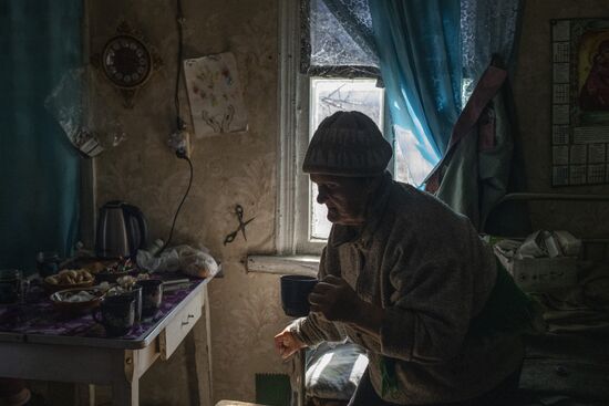 Воссоединение семьи на освобожденных Народной милицией ЛНР территориях