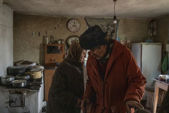 Воссоединение семьи на освобожденных Народной милицией ЛНР территориях