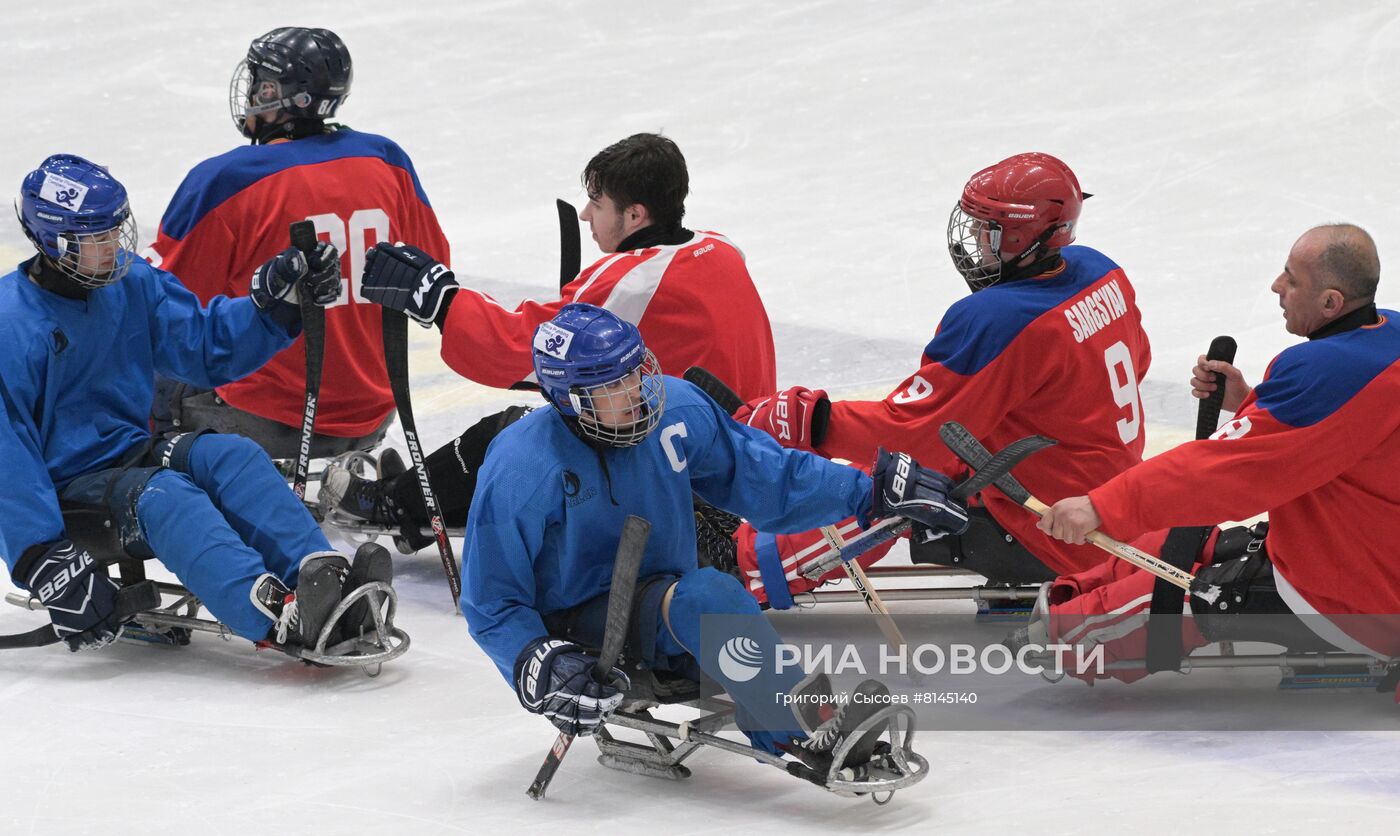 Зимние игры паралимпийцев "Мы вместе. Спорт". Следж-хоккей. Матч "Тарлан" - Армения