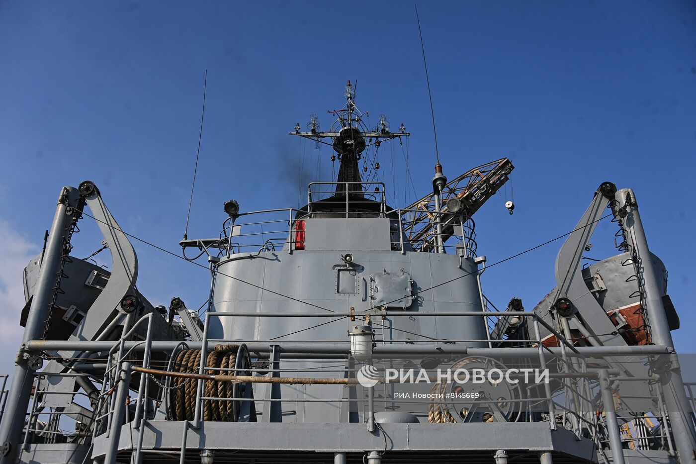 Первый российский корабль Черноморского флота "Орск" зашел в порт Бердянска