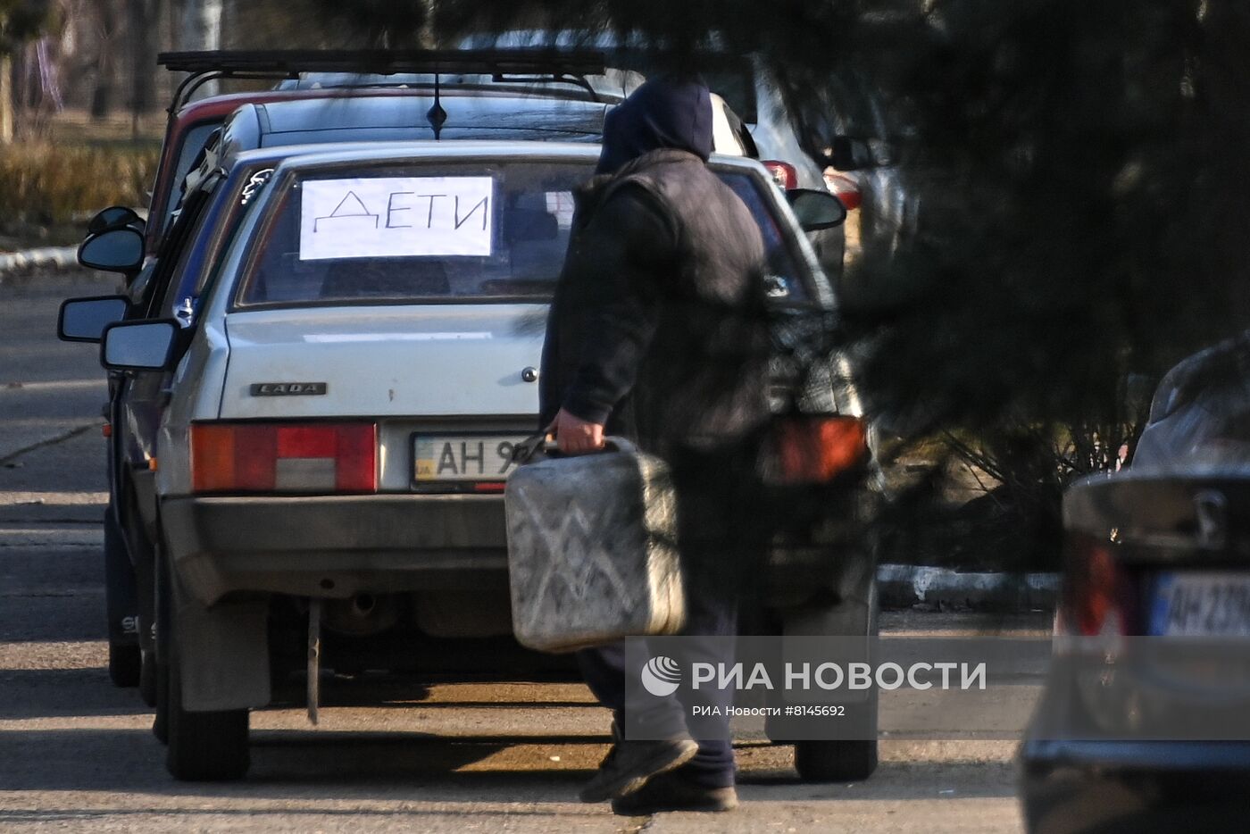 Раздача бензина в Бердянске