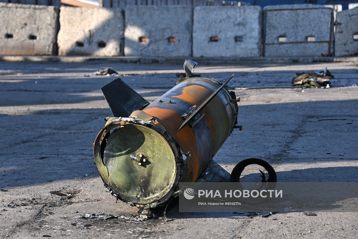 Обломки сбитой украинской ракеты "Точка-У"