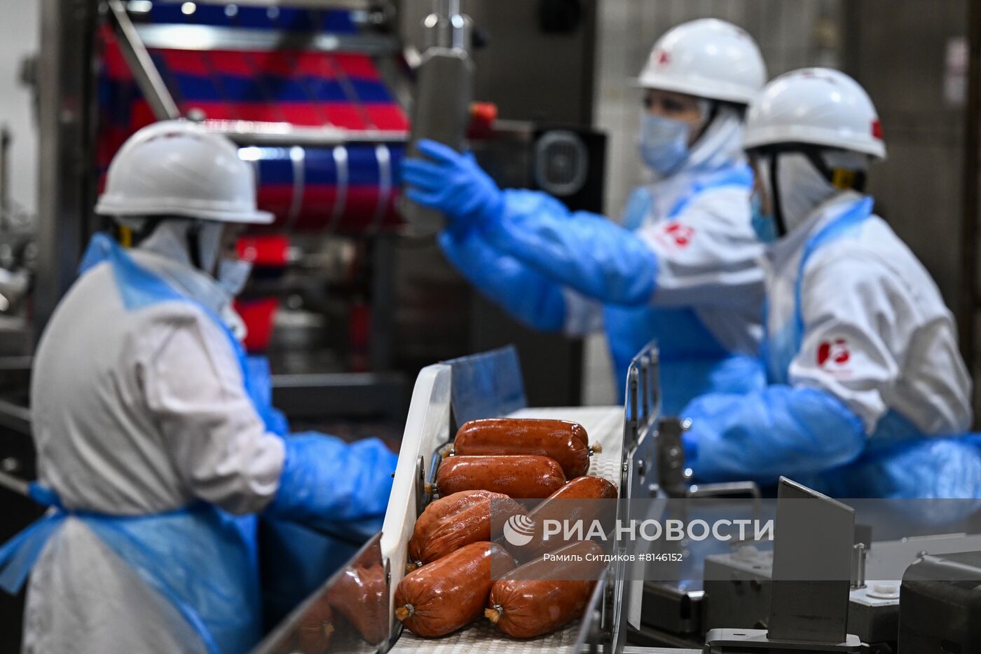 Мэр Москвы С. Собянин посетил Черкизовский мясокомбинат