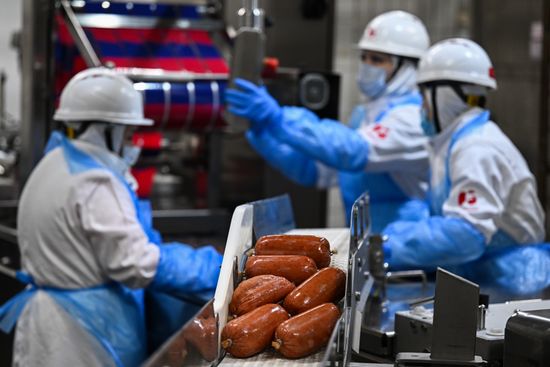 Мэр Москвы С. Собянин посетил Черкизовский мясокомбинат