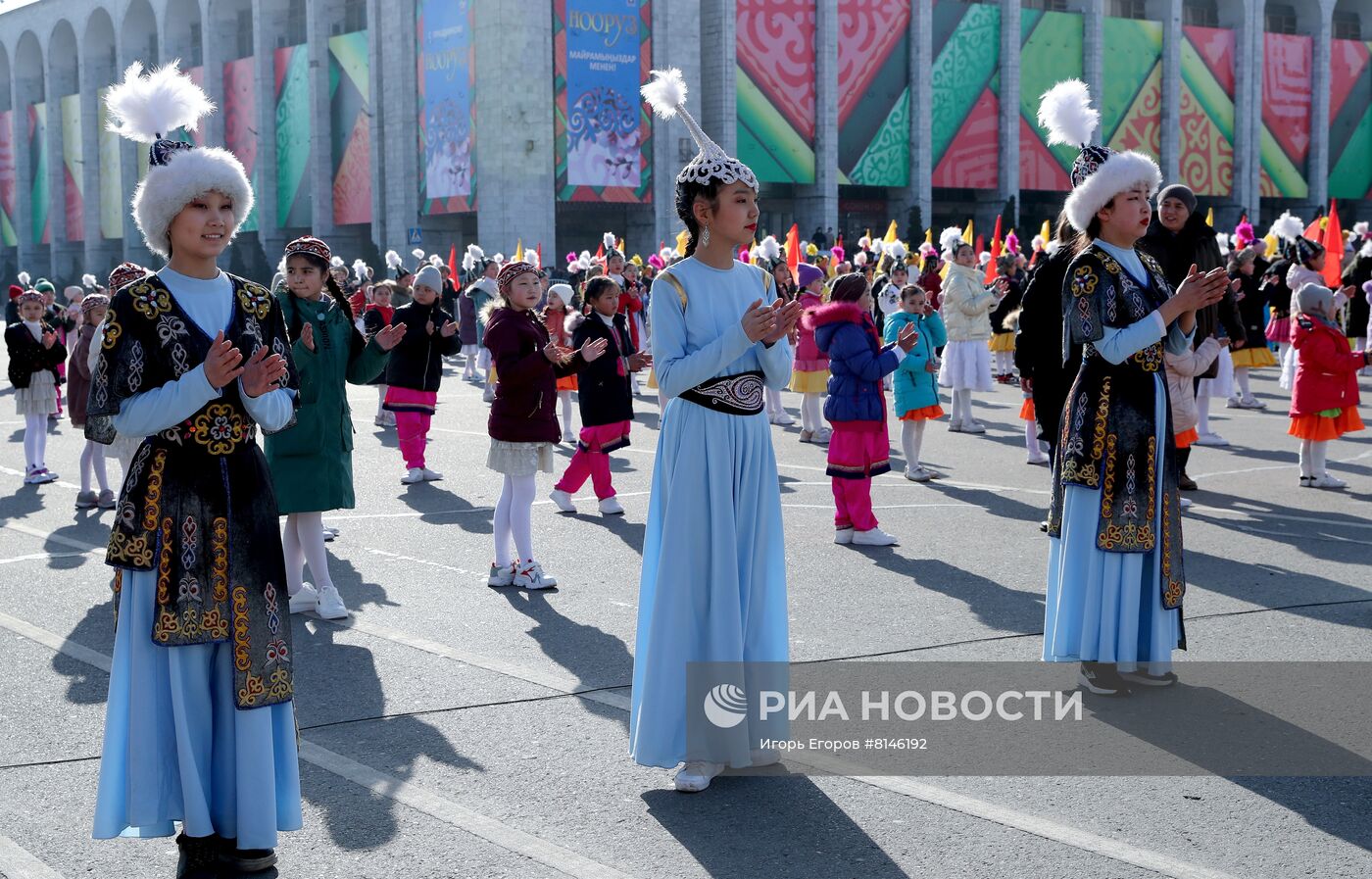 Празднование Новруза в странах ближнего зарубежья