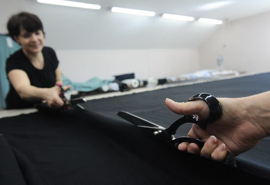 Работа швейной фабрики в Рассказово