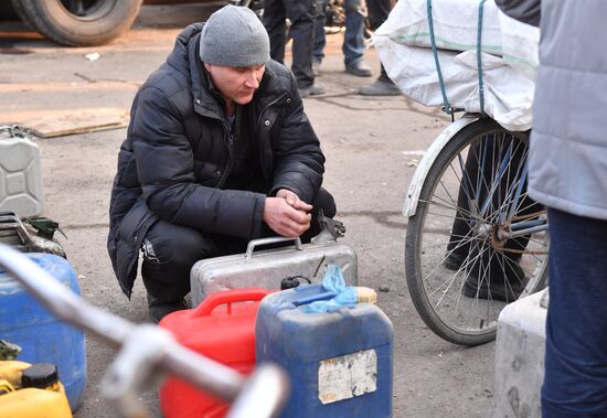 Волноваха возвращается к мирной жизни