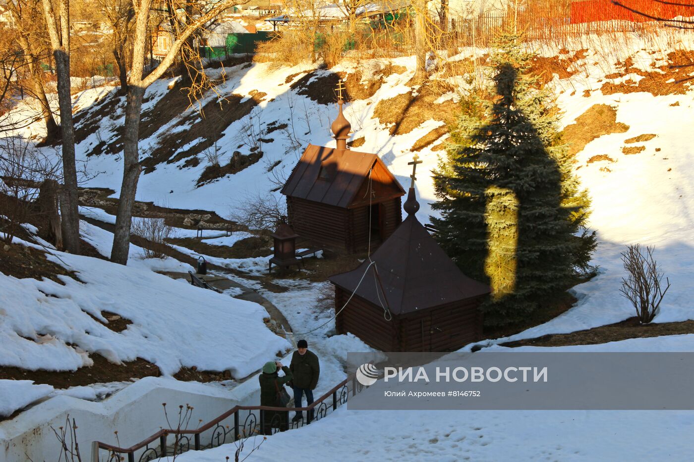 Святой источник в Свято-Никольском Черноостровском Женском Монастыре в Малоярославце