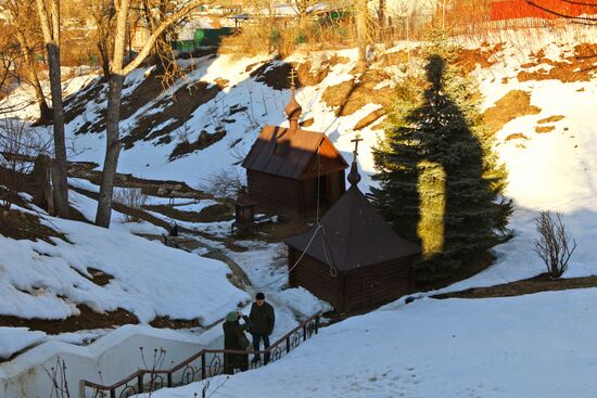 Святой источник в Свято-Никольском Черноостровском Женском Монастыре в Малоярославце