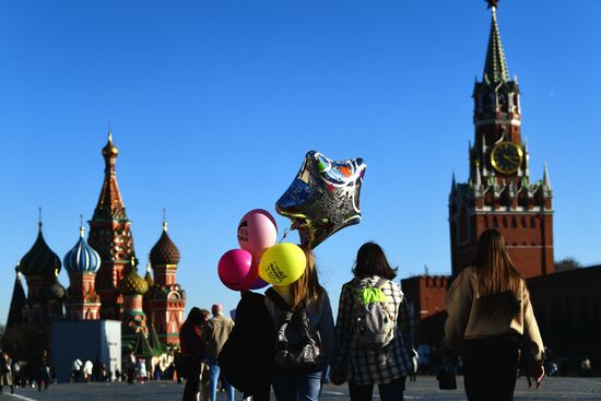 Теплая погода в Москве