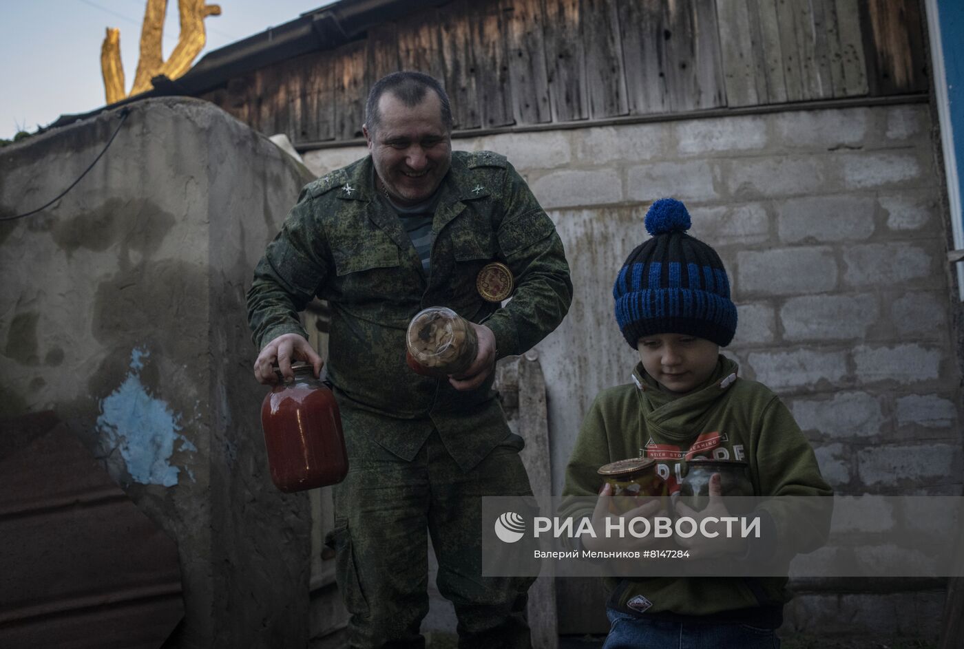 Воссоединение семьи на освобожденных Народной милицией ЛНР территориях