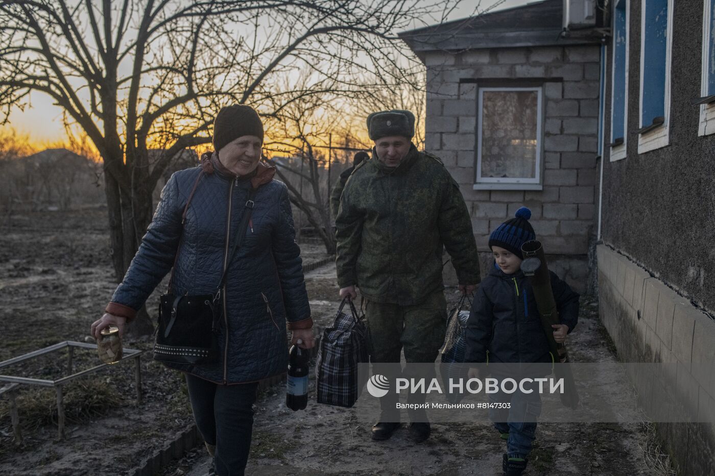 Воссоединение семьи на освобожденных Народной милицией ЛНР территориях