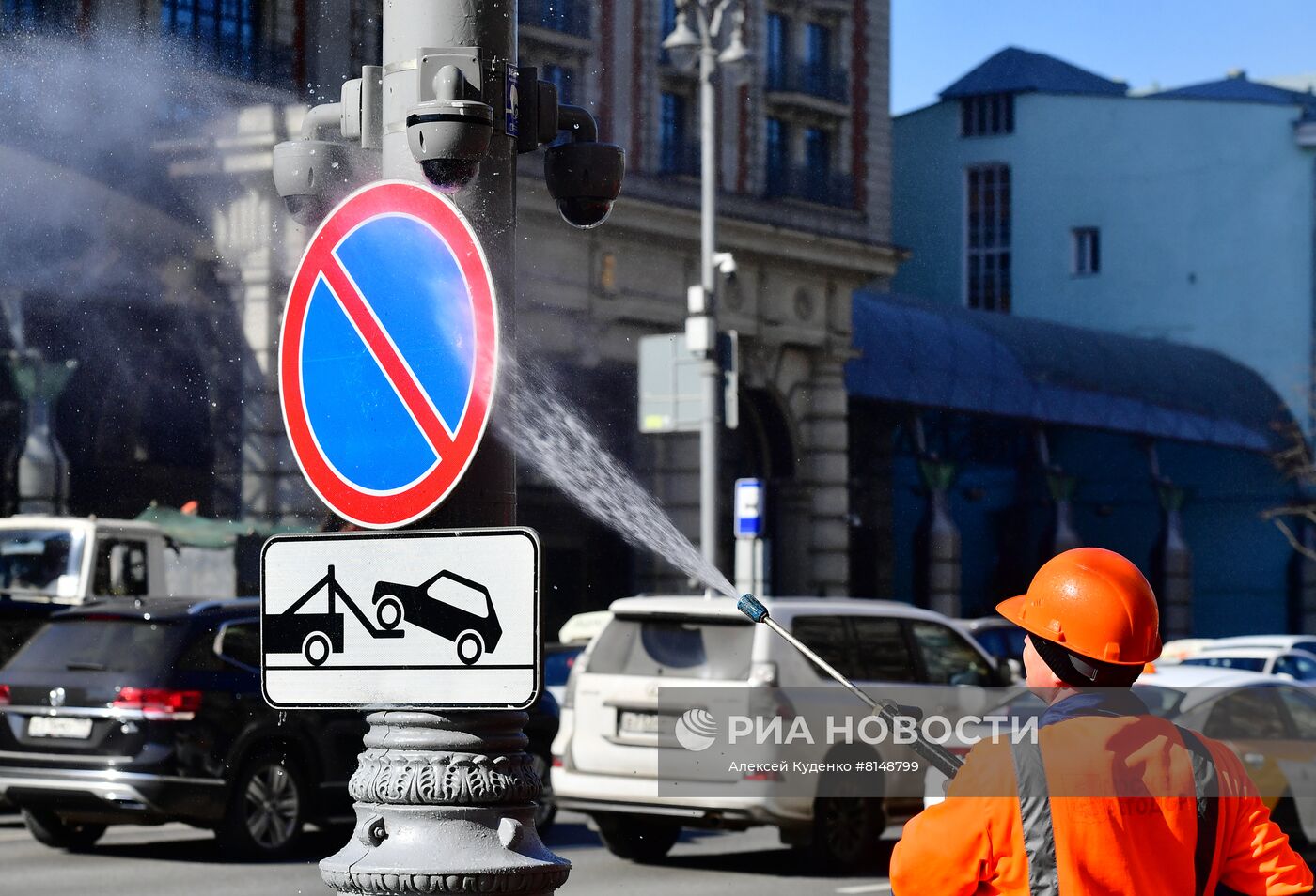 Весеннее благоустройство Москвы