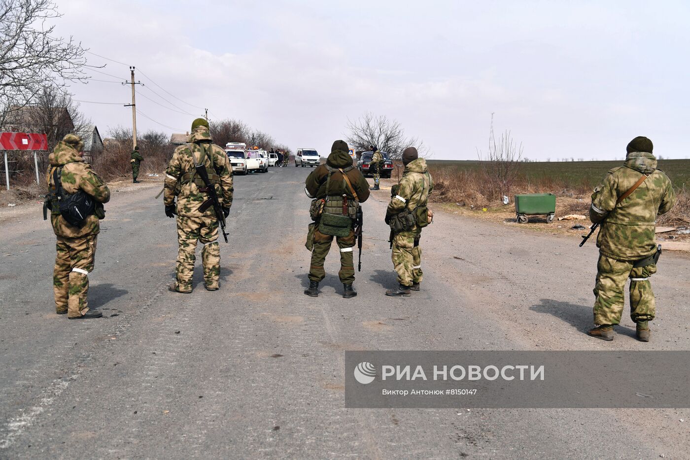 Продолжается освобождение Мариуполя