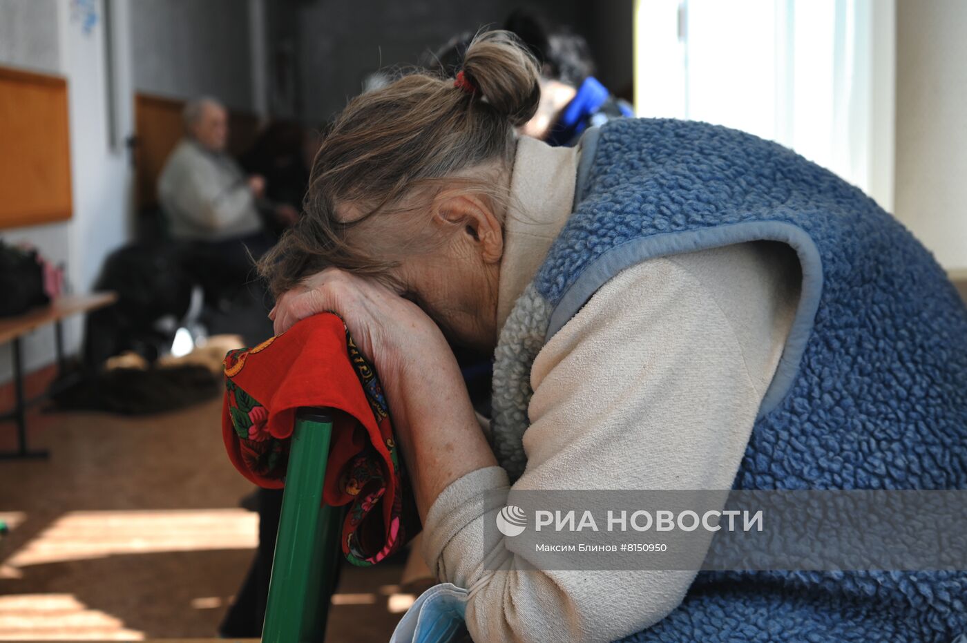 Беженцы из Мариуполя в селе Никольское