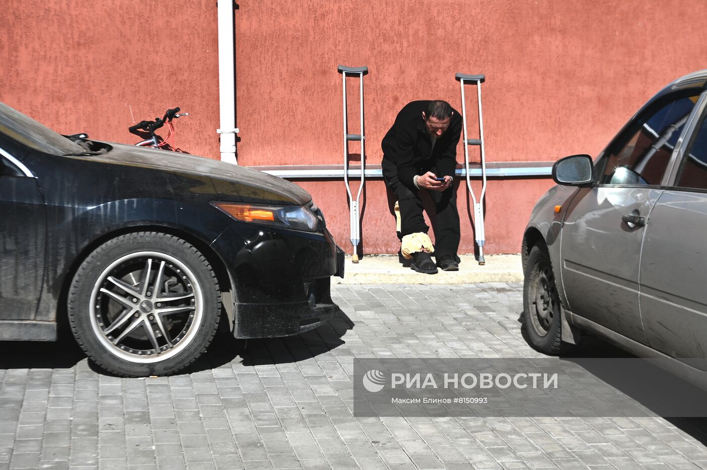 Беженцы из Мариуполя в селе Никольское