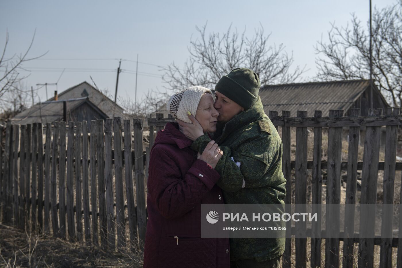 Воссоединение семьи на освобожденных Народной милицией ЛНР территориях