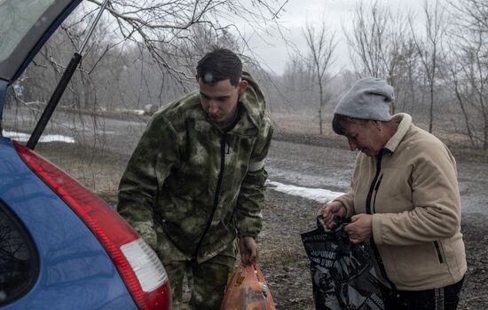 Воссоединение семьи на освобожденных Народной милицией ЛНР территориях
