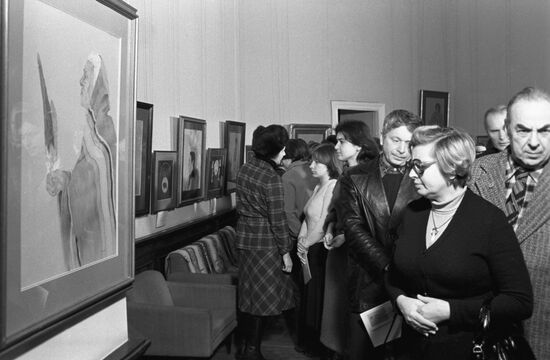 Выставка американской художницы Минисы Крамбо в Доме дружбы