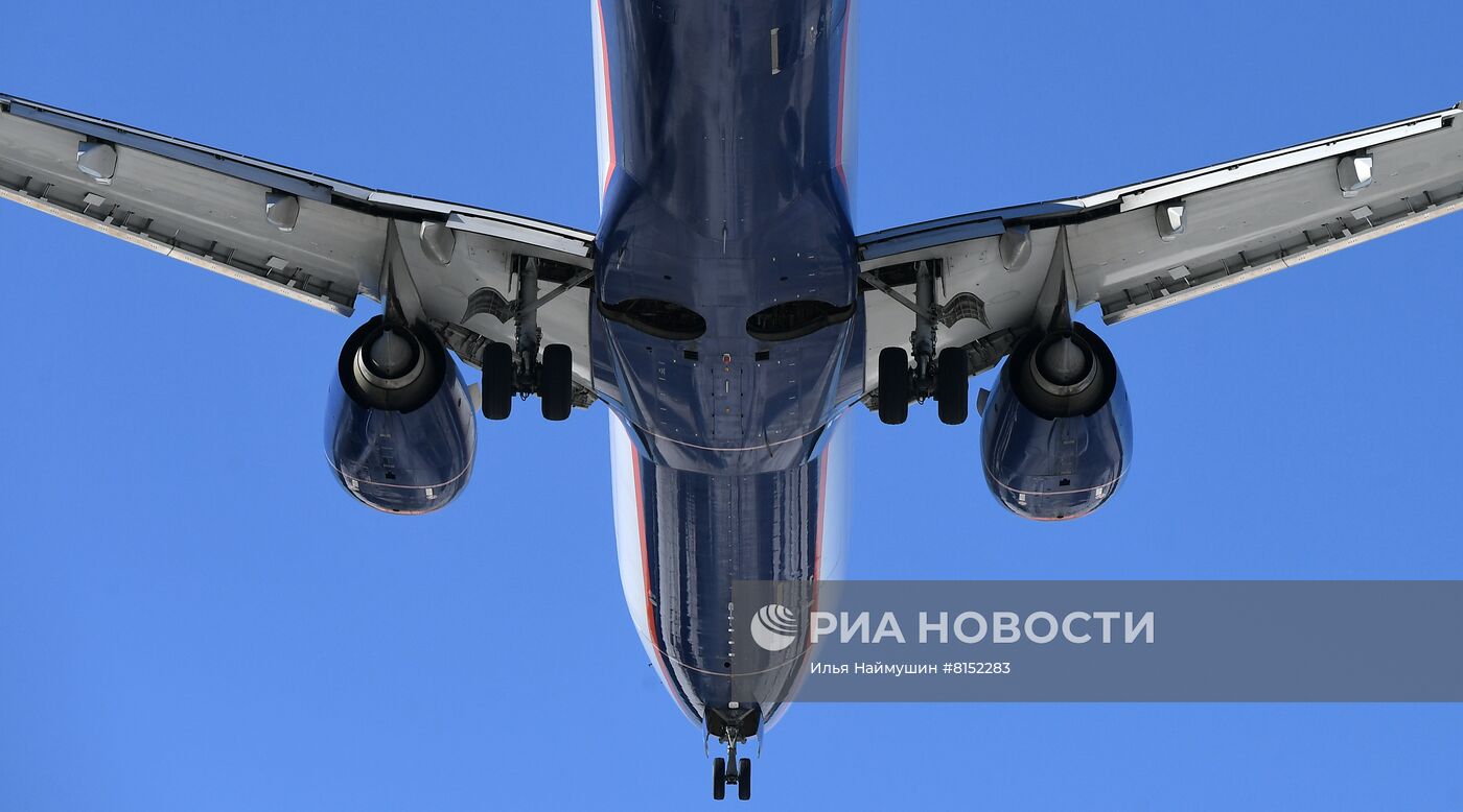 Споттинг в международном аэропорту Красноярска