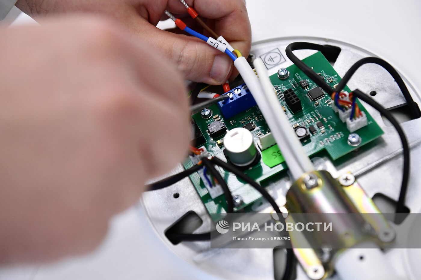 Производство медицинского оборудования на заводе ЭМА в Екатеринбурге