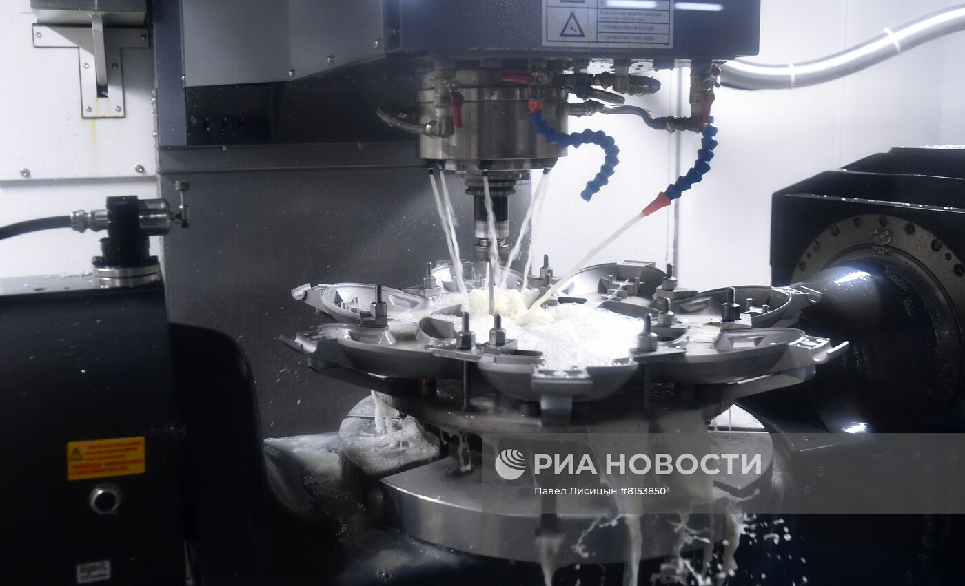 Производство медицинского оборудования на заводе ЭМА в Екатеринбурге