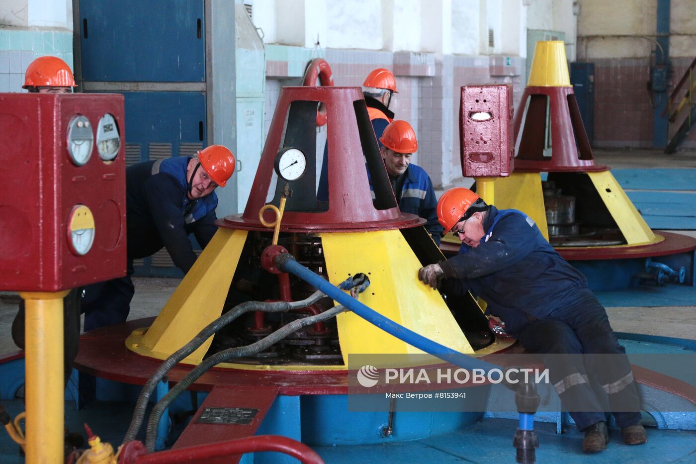 Заработала первая насосная станция Северо-Крымского канала