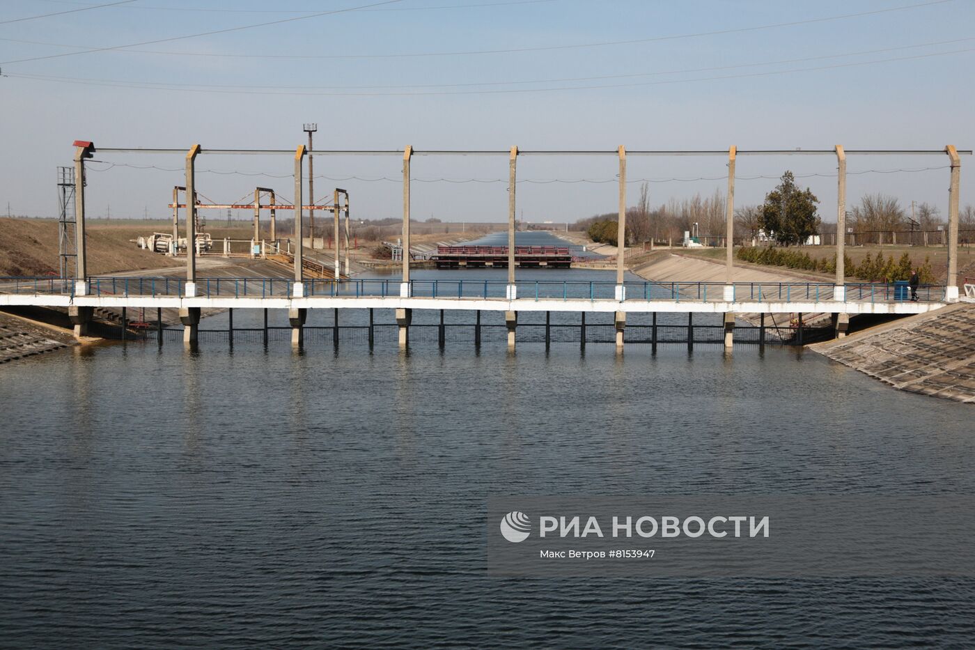 Заработала первая насосная станция Северо-Крымского канала