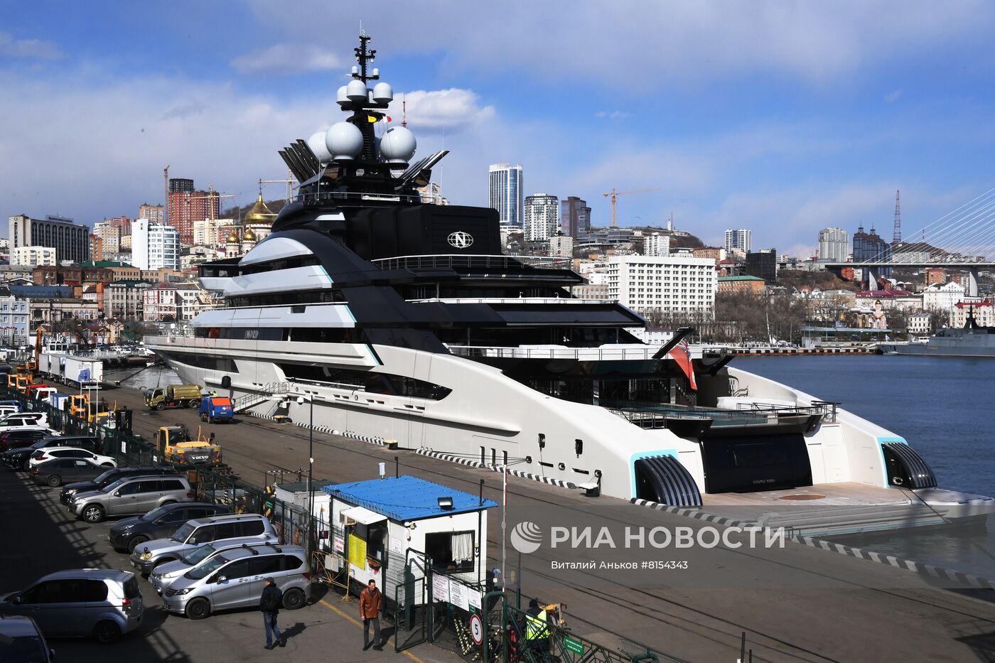 Яхта Nord российского бизнесмена А. Мордашова во Владивостоке