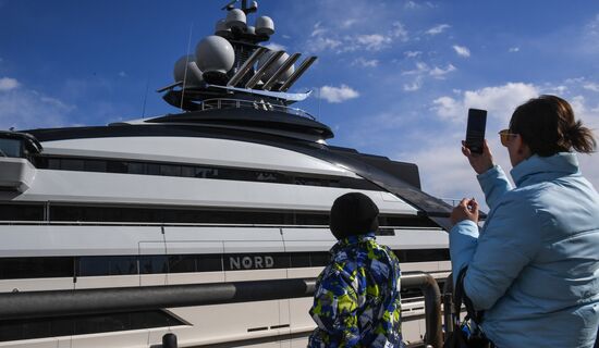 Яхта Nord российского бизнесмена А. Мордашова во Владивостоке