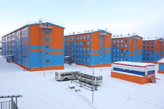 Центр строительства плавучих заводов для сжиженного газа в Мурманской области
