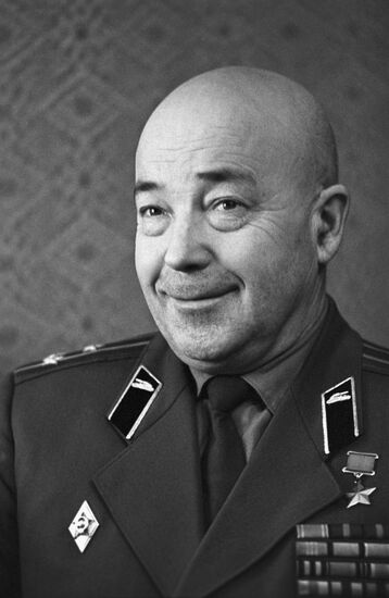 Герой Советского Союза Леонид Васильев