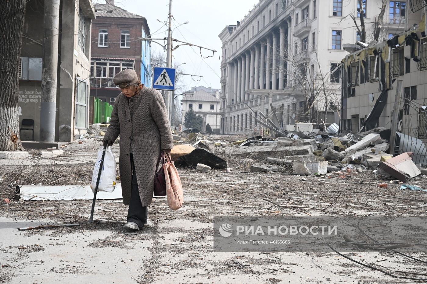 Центр Мариуполя после отступления ВСУ