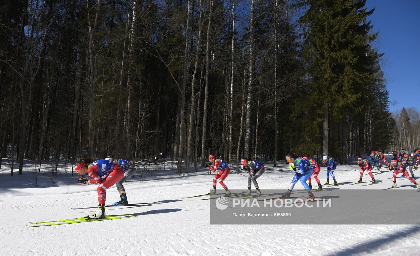 Лыжные гонки. Чемпионат России. Женщины. Масс-старт