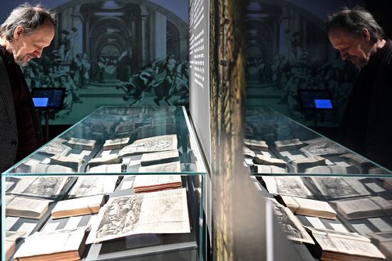 Библиотеке иностранной литературы в Москве исполняется 100 лет
