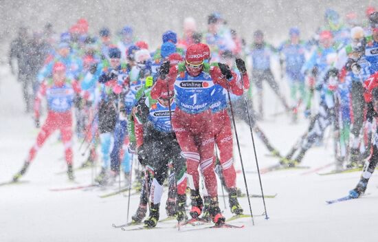 Лыжные гонки. Чемпионат России. Мужчины. Масс-старт