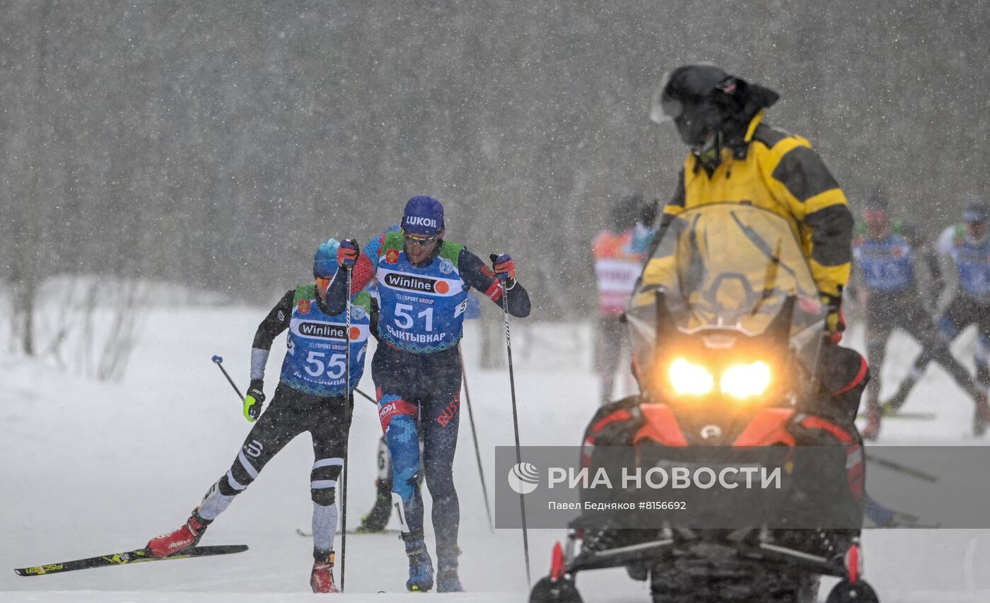 Лыжные гонки. Чемпионат России. Мужчины. Масс-старт