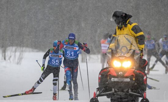 Лыжные гонки. Чемпионат России. Мужчины. Масс-старт