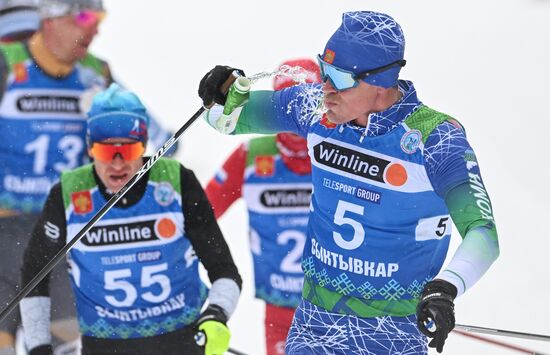 Лыжные гонки. Чемпионат России. Мужчины. Масс-старт