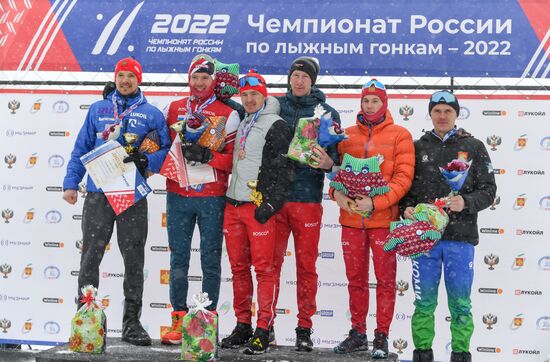 Лыжные гонки. Чемпионат России. Мужчины. Масс-старт