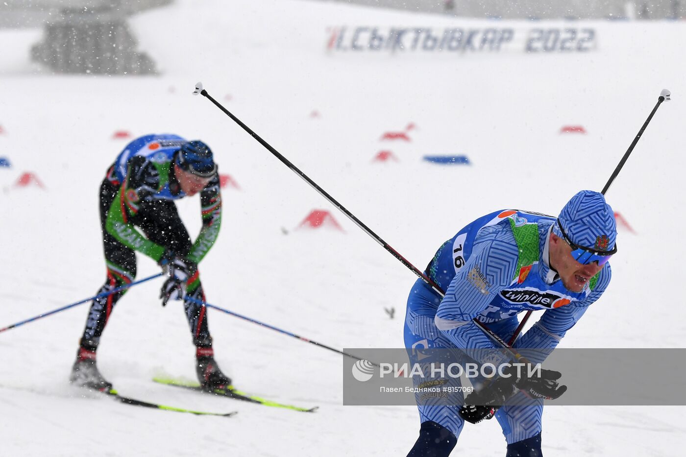 Лыжные гонки. Чемпионат России. Мужчины. Масс-старт