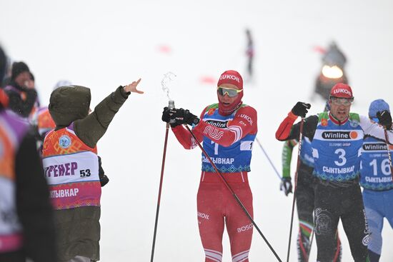 Лыжные гонки. Чемпионат России. Мужчины. Масс-старт