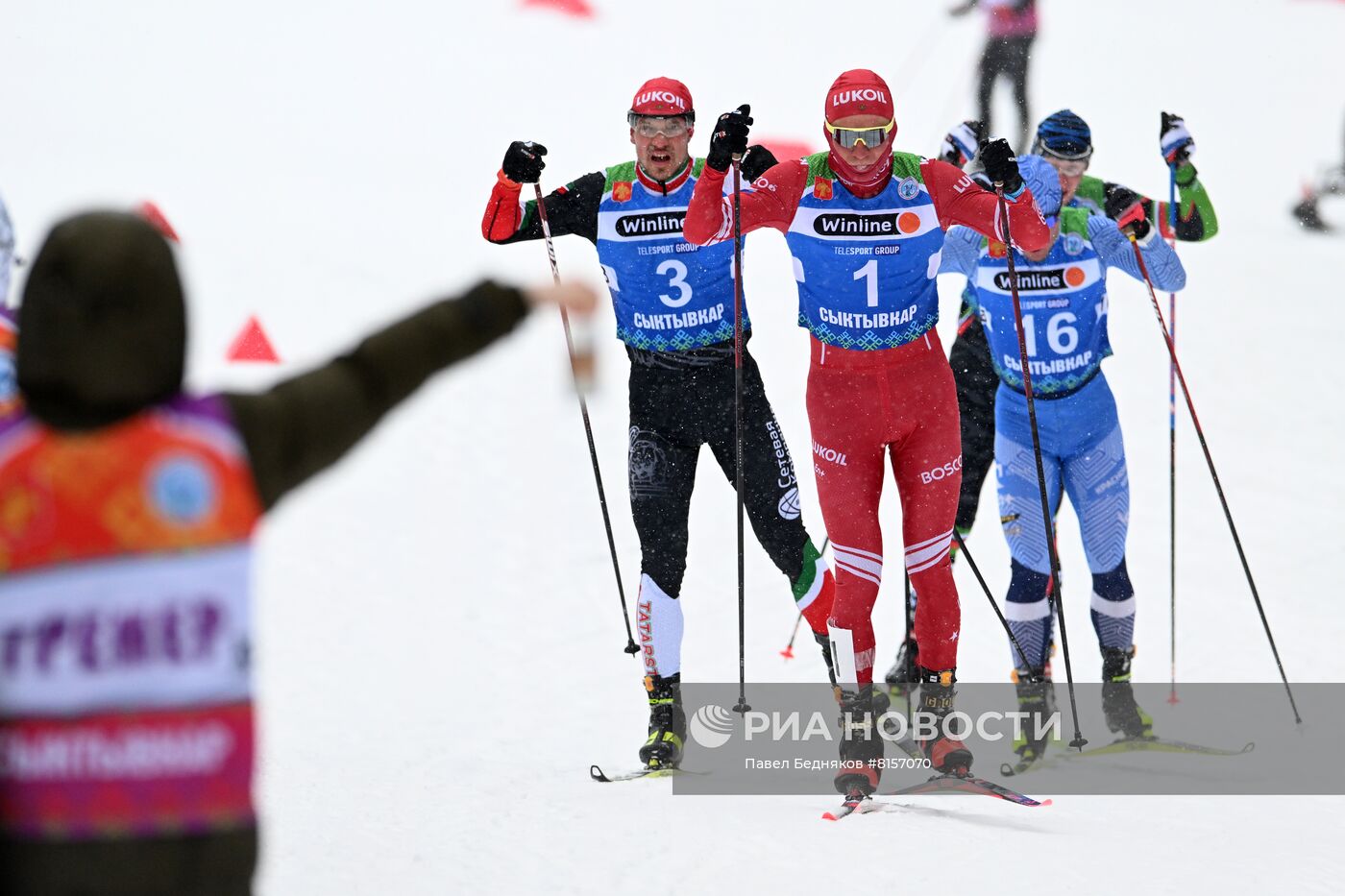 Лыжные гонки. Чемпионат России. Мужчины. Масс-старт