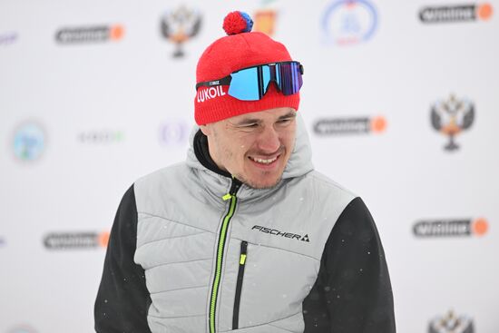 Лыжные гонки. Чемпионат России. Мужчины. Масс-старт