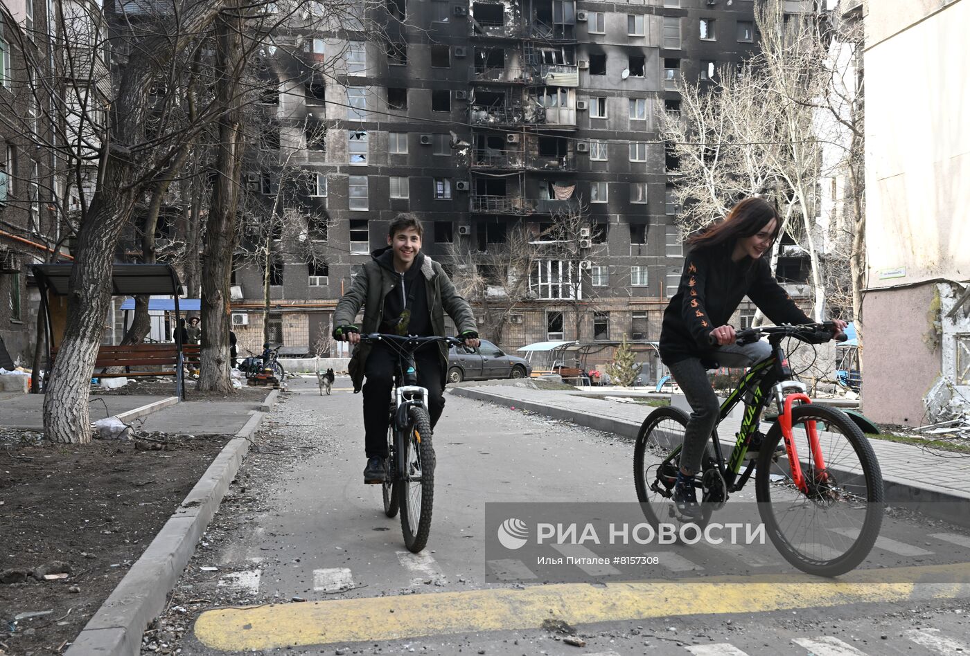 Повседневная жизнь в Мариуполе