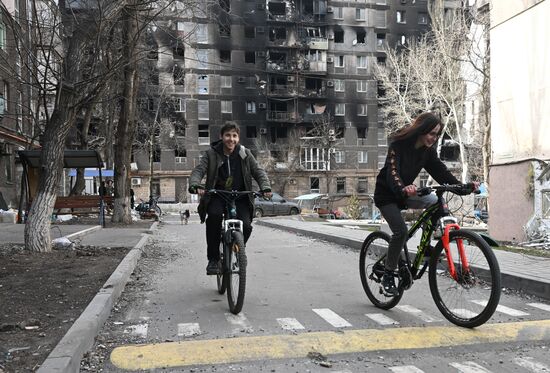 Повседневная жизнь в Мариуполе