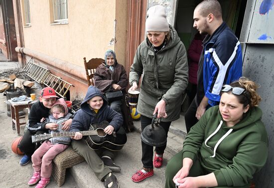 Повседневная жизнь в Мариуполе