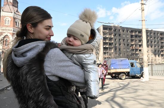 Повседневная жизнь в Мариуполе