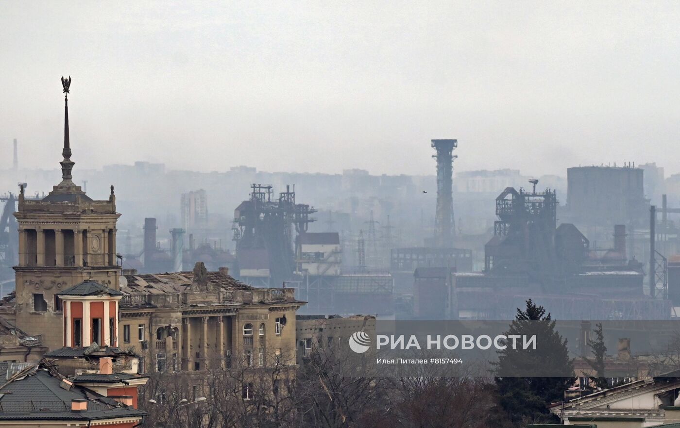Продолжаются бои за Мариуполь