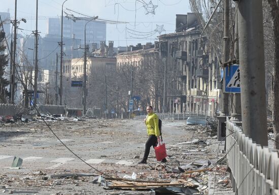 Повседневная жизнь в Мариуполе